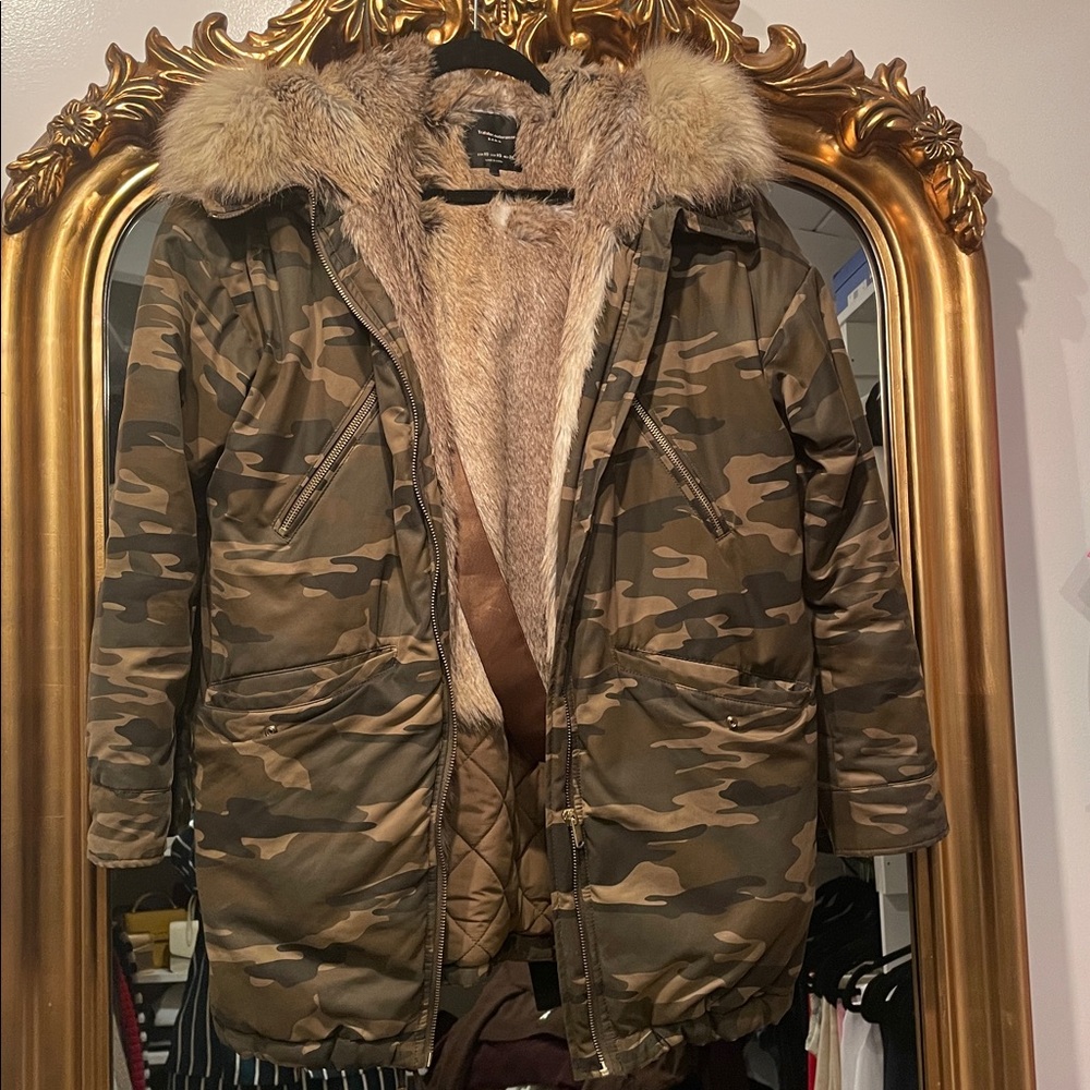Zara Faux Fur parka jacket in Brown. Great condition. Runs large